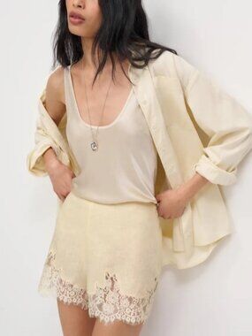 NEW Reformation Fern Sugar Yellow Lace Trim Linen Shorts Elastic Waist | US XS